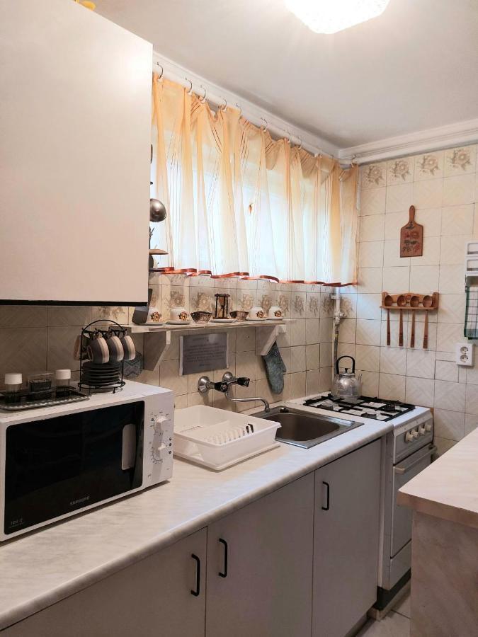 Emmy Apartman Hajdúszoboszló Buitenkant foto